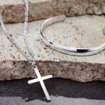 Cadena con Cruz Man
