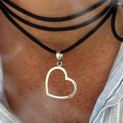 Collar Lazo y Corazón Calado