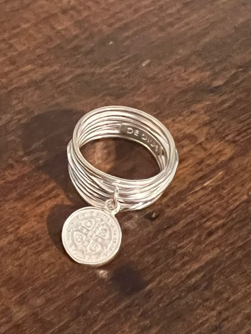 Anillo Hilos de la Vida con dije San Benito - Imagen 2