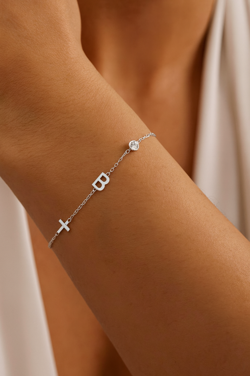Pulsera con Letra + Cruz + Cubic